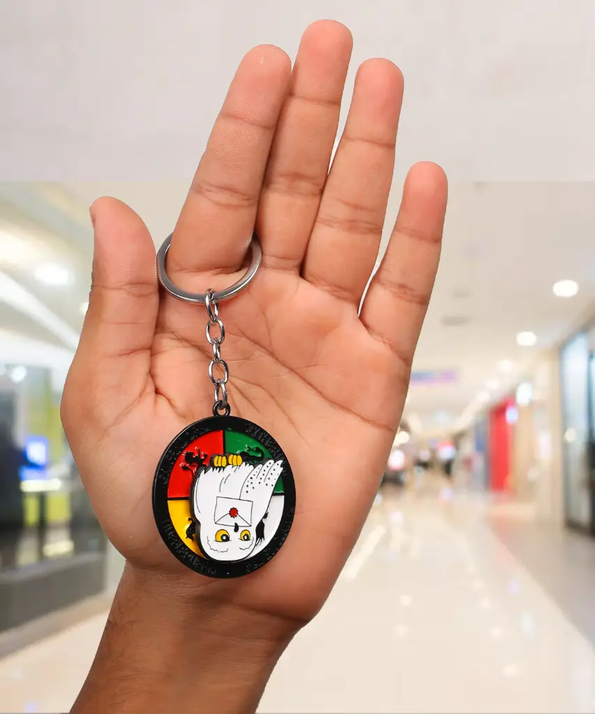Harry Potter Hedwig Owl Rotating Keychain | Hogwarts House Crests Enamel Keyring | Gryffindor Slytherin Hufflepuff Ravenclaw Fan Gift