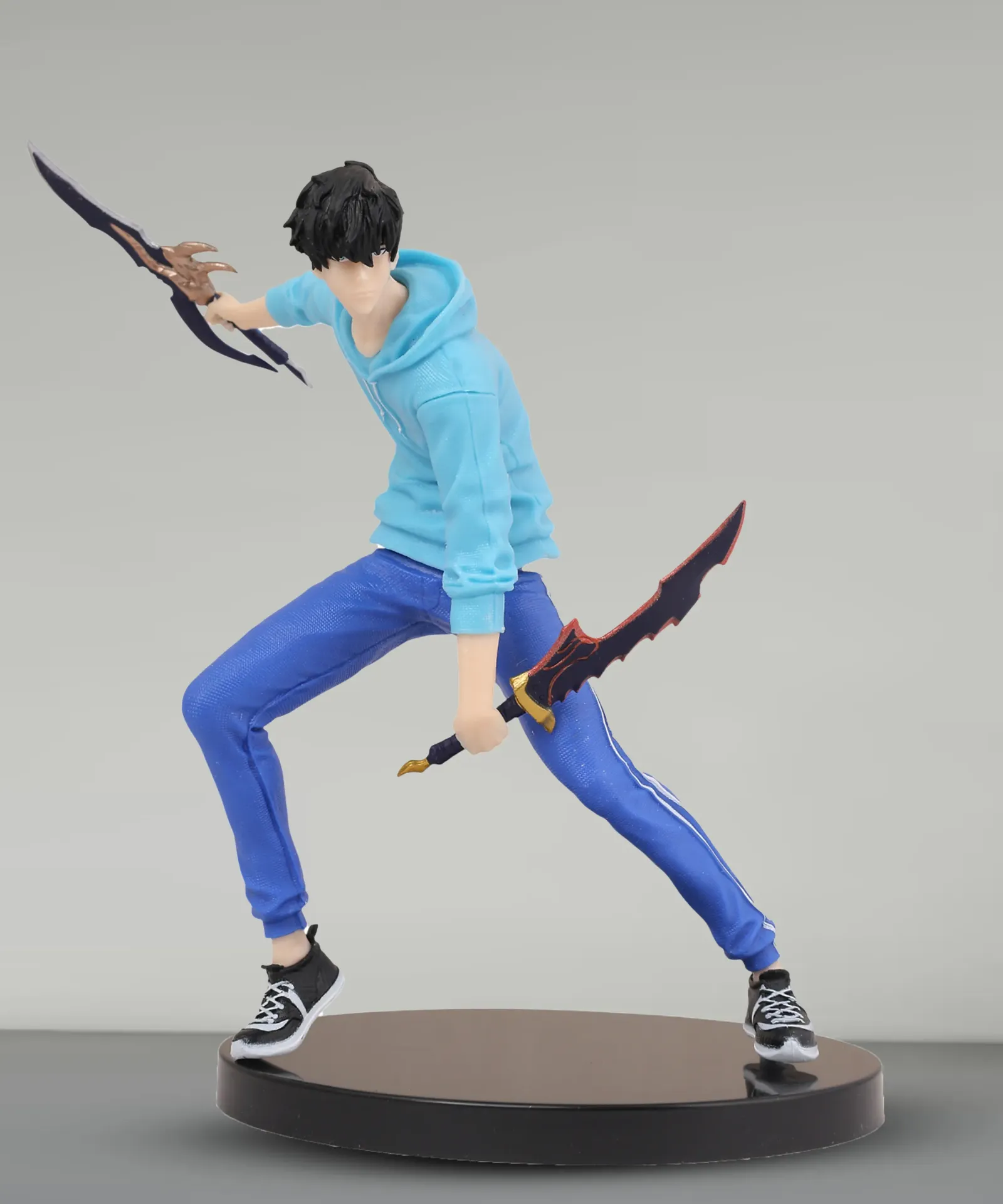 Collectible Sung Jinwoo Hunter Figure (Blue Hoodie) | Solo Leveling Manhwa PVC Model Toy with Dual Daggers